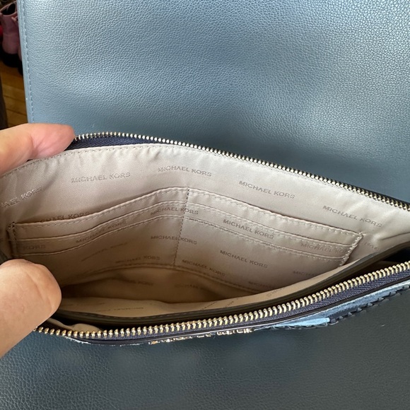 Michael Kors Daniela Floral Patchwork Clutch - Picture 6 of 8